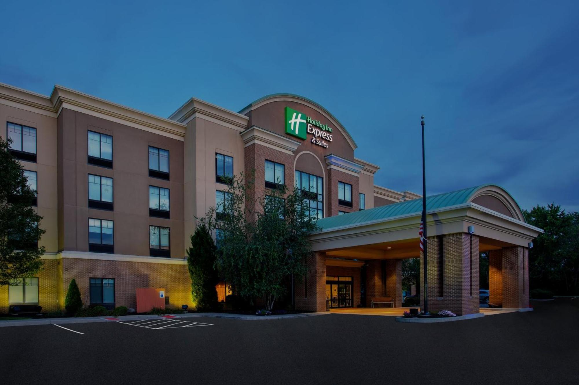 Holiday Inn Express Hotel & Suites Rochester Webster, An Ihg Hotel Exterior photo