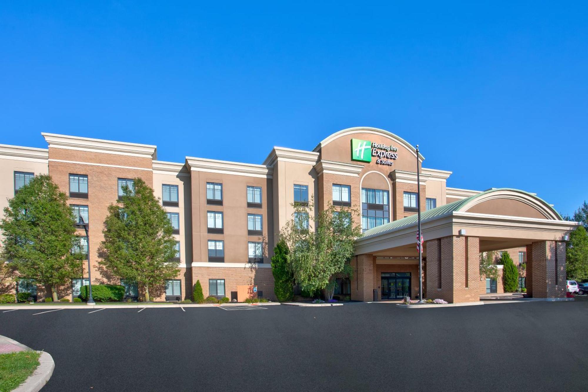 Holiday Inn Express Hotel & Suites Rochester Webster, An Ihg Hotel Exterior photo